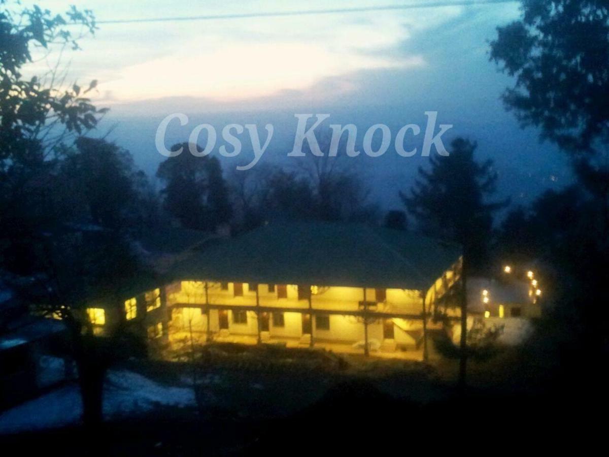 Cosy Knock Hotel Murree Exterior photo